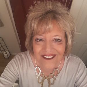 Meet your Posher, Oleita